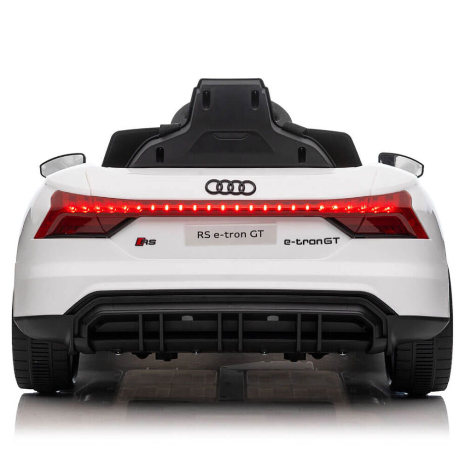 Masinuta electrica copii Audi RS e tron QLS 6888 alba roti cauciuc EVA