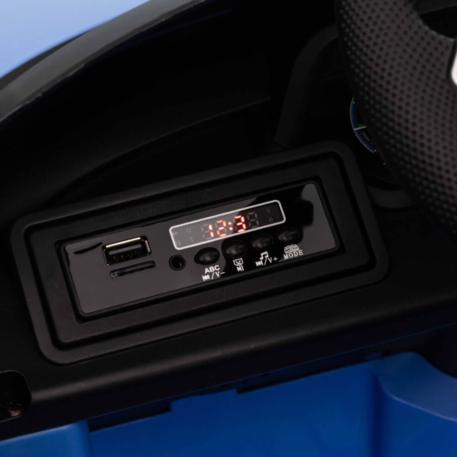 Masinuta electrica copii Audi RS e tron QLS 6888 mp3 player bluetooth radio