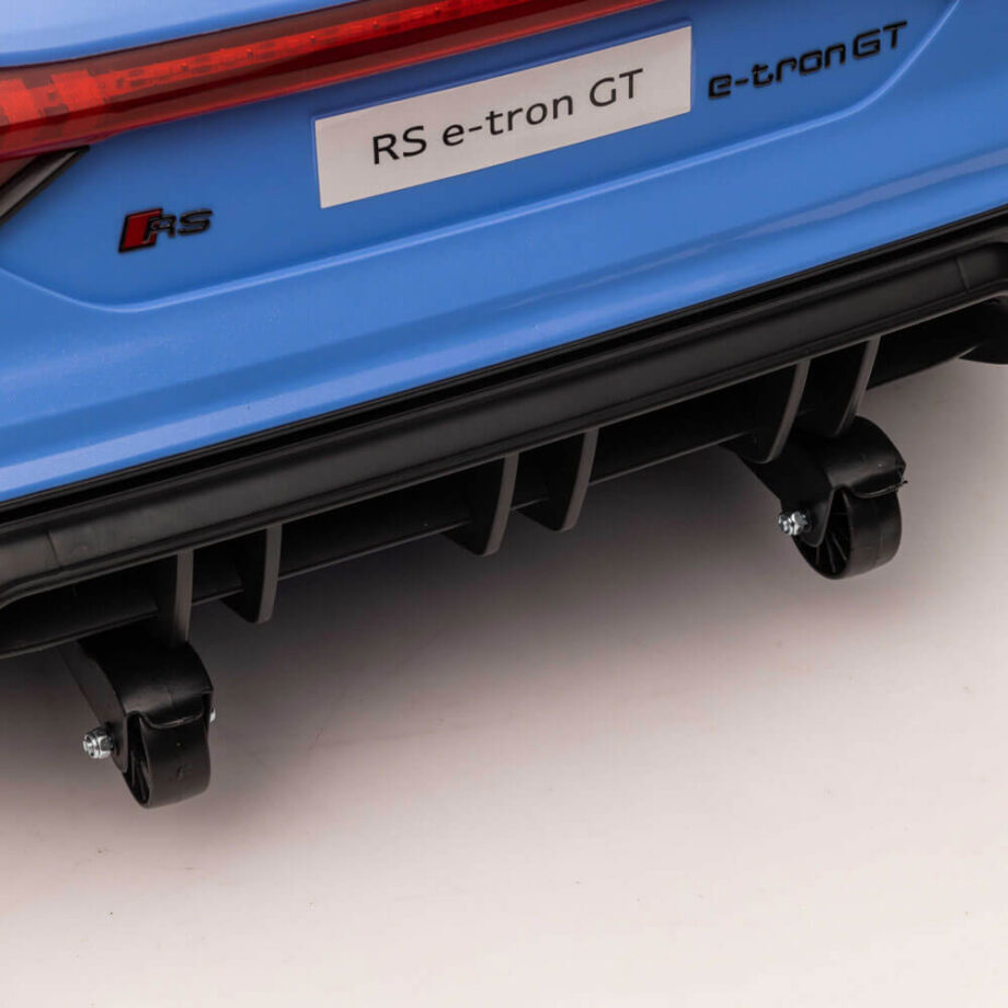 Masinuta electrica copii Audi RS e tron QLS 6888 sistem troler